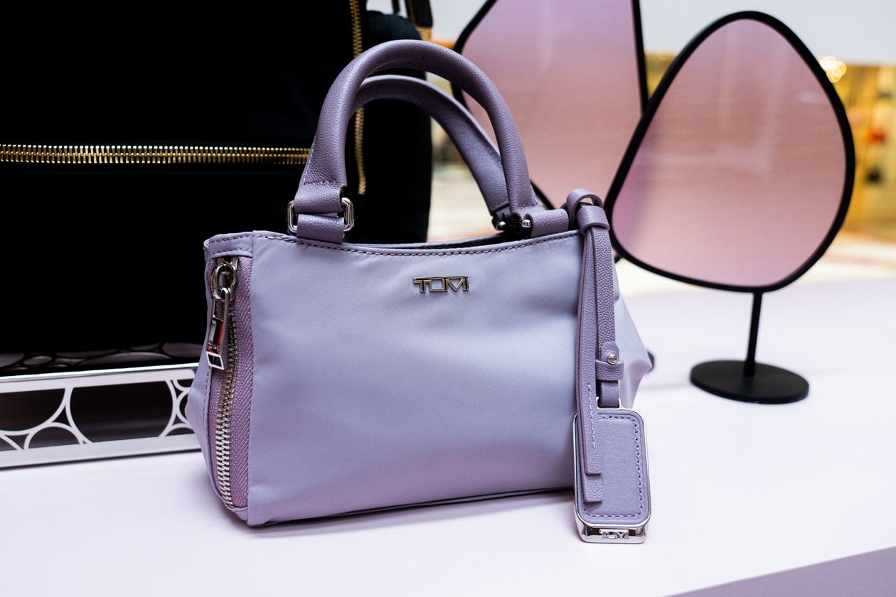 TUMI Indonesia Rayakan Voyageur Collection lewat Pop-Up “Unpack Tomorrow”