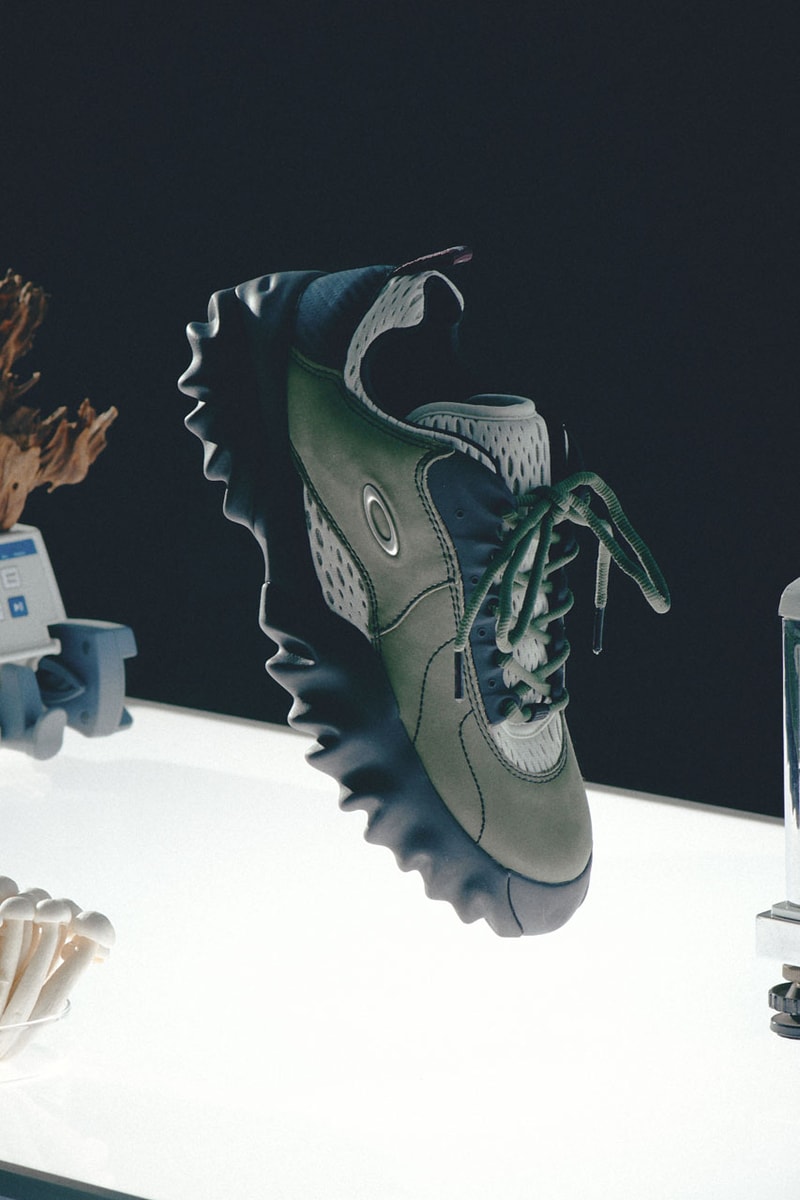 Oakley Factory Team dan Brain Dead Kreasikan Sneaker Chop Saw