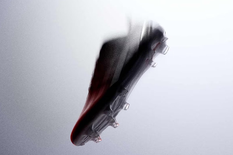 adidas dan Prada Bikin Luxury Football Boot