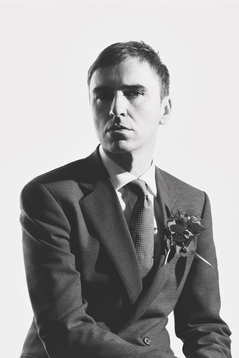 Buku Perjalanan Dior Era Raf Simons Udah Diluncurkan