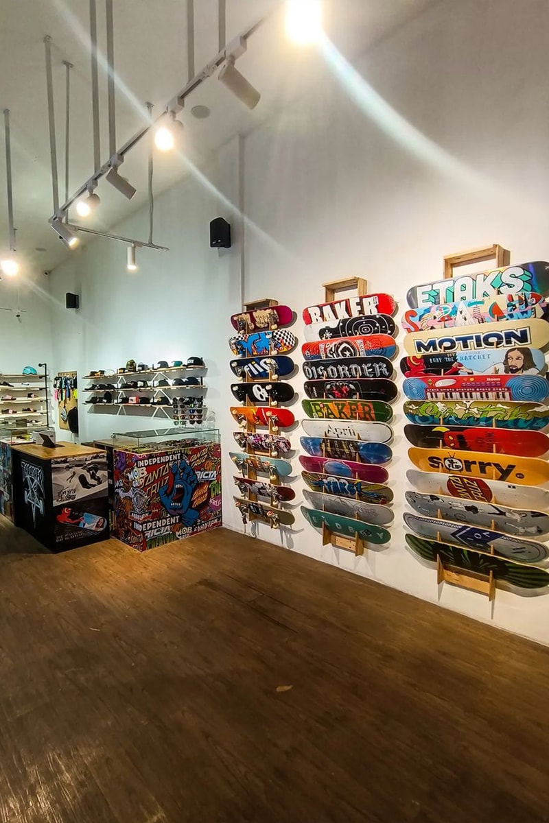 Etaks Buka Retail Store Terbaru di Kemang
