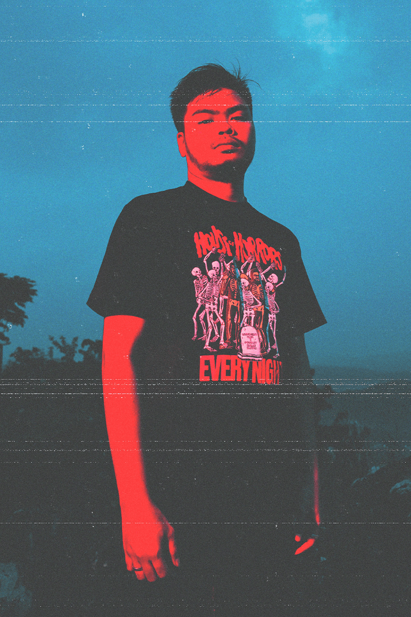 Podcast Malam Kliwon Luncurkan Merch Kolaborasi Bareng Insurgent Club