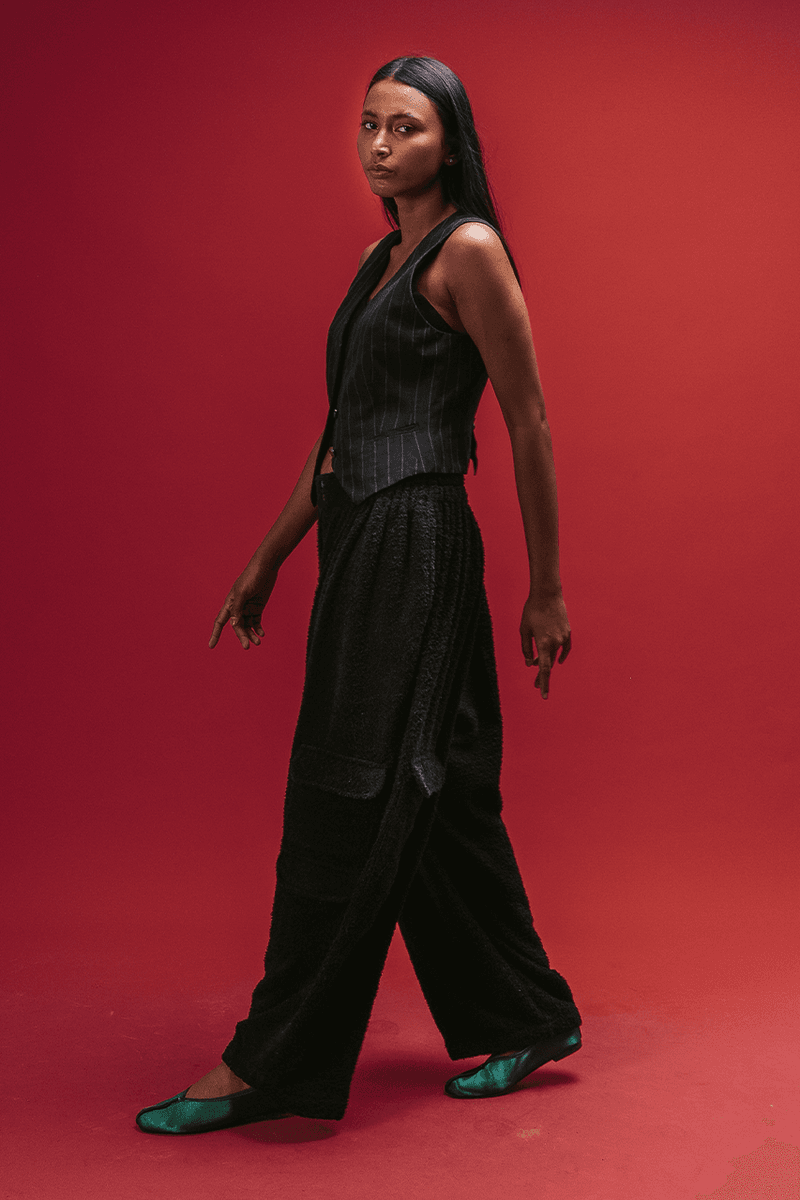 Less Temporal Rilis Koleksi Spring/Summer 2023, "Adorning Form"