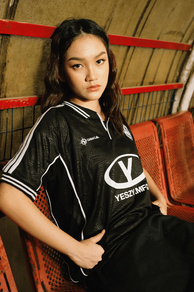 YESZY.MFG Luncurkan Sportswear Jersey