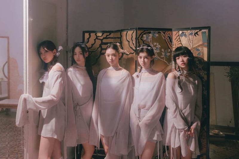 NewJeans Rilis MV 'Cool With You'