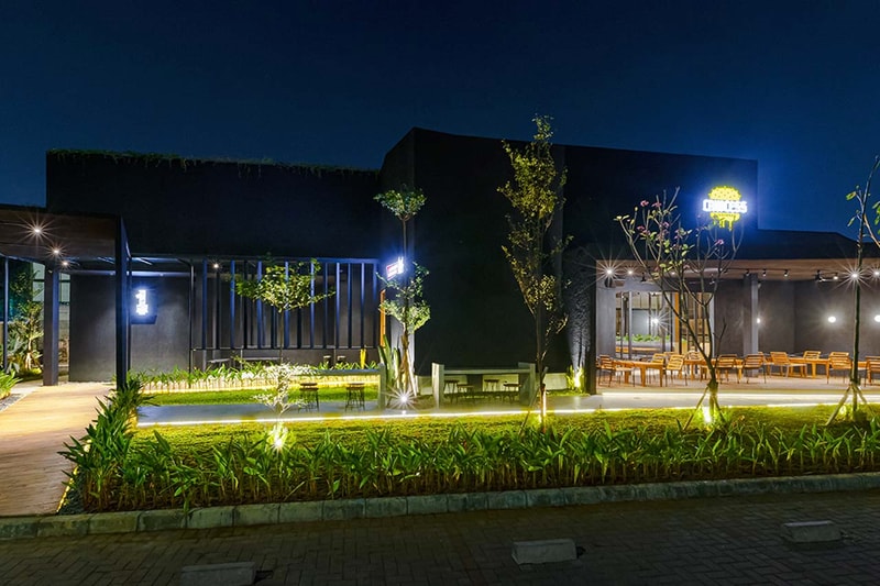 Lawless Burgerbar Buka Cabang di Bekasi