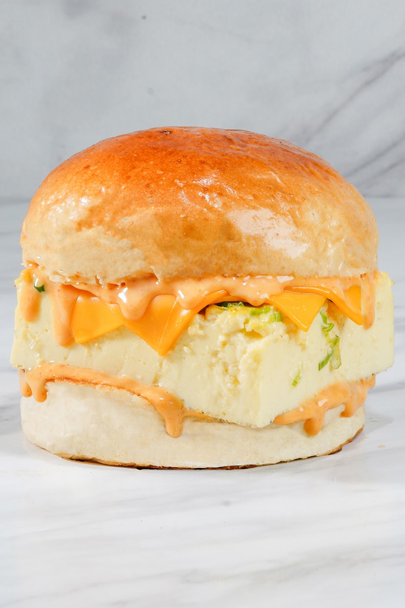 Supper Sandwich & Burger Buka Outlet Terbaru di Row 9 Blok M