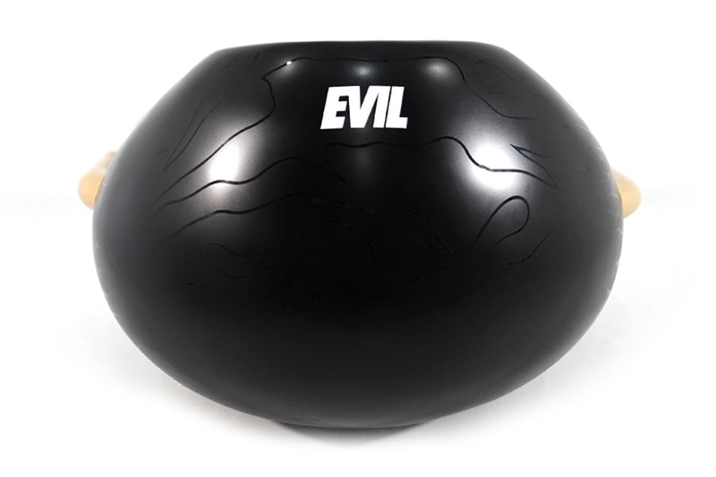 Evil Collab Bareng Rusty Vintage Store Buat Koleksi Art Chair