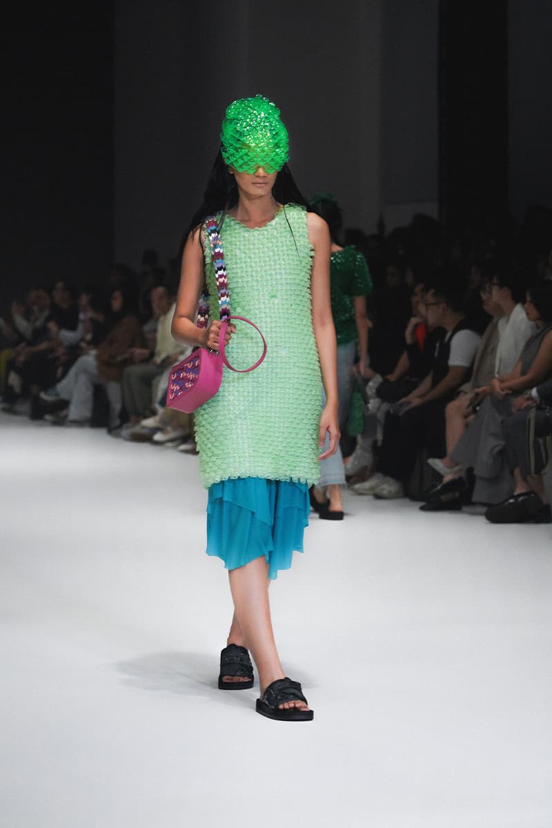 Hijack Sandals Team Up Bareng BYO Buat Runway di JFW Dewi Fashion Knights 2023