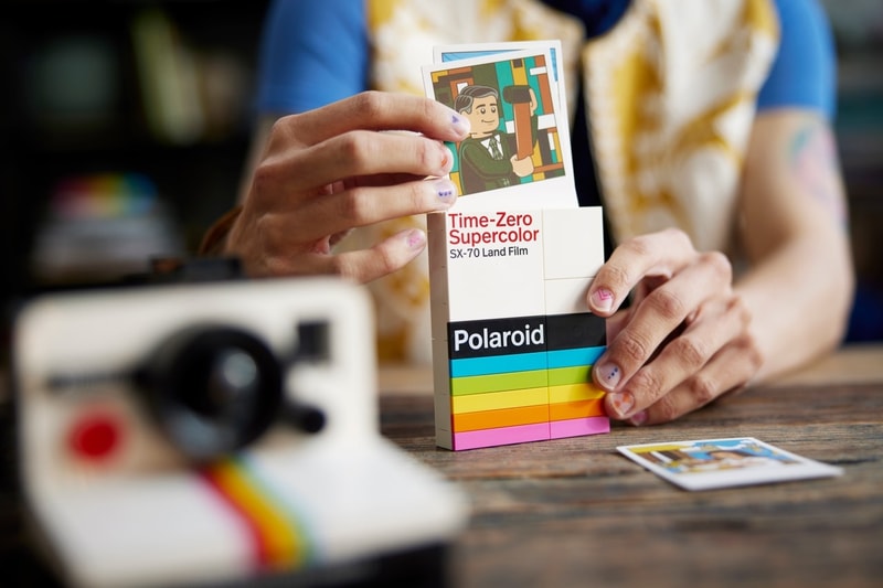LEGO Bikin Koleksi Polaroid OneStep SX-70