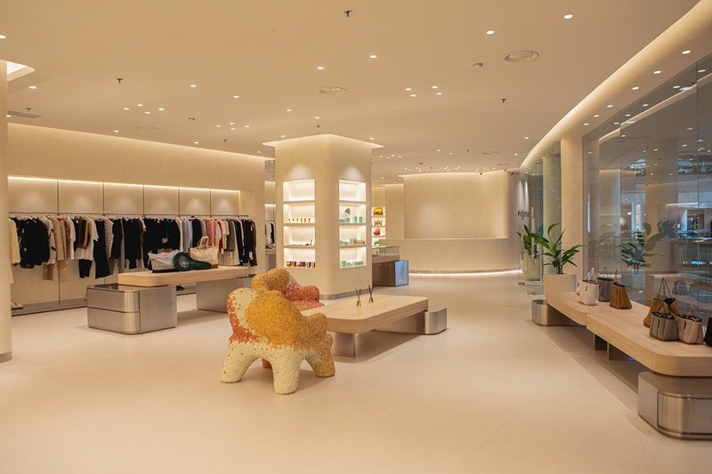 FRUITION: Women's & Lifestyle Store Baru Di Jakarta