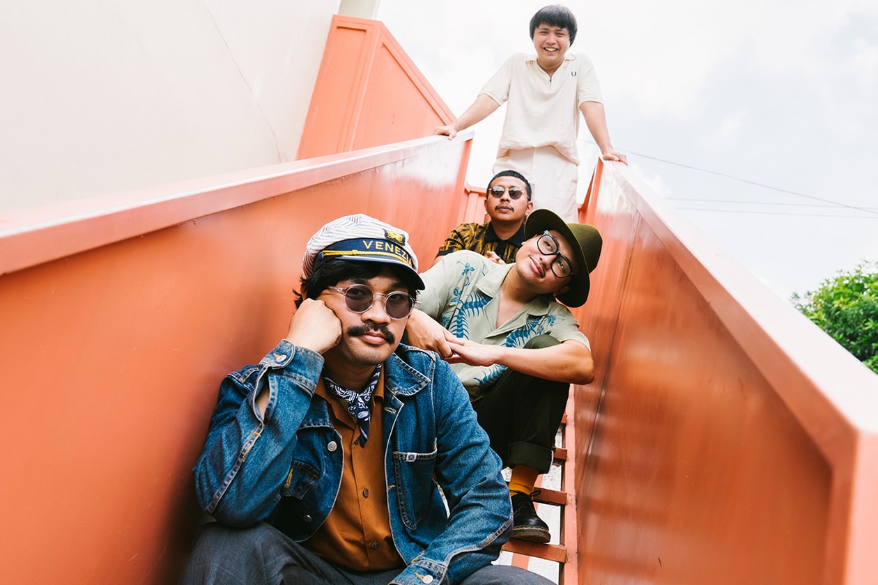 The Panturas: It's All About Merch