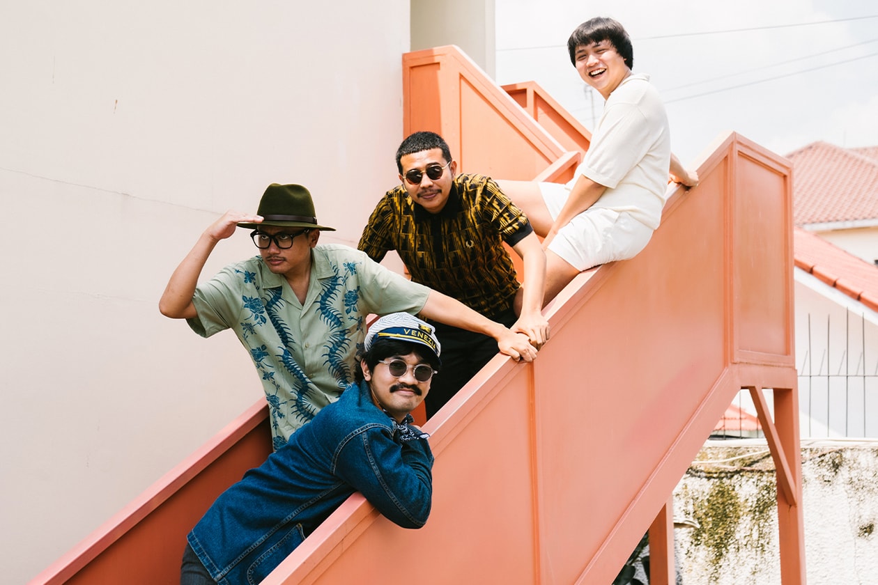 The Panturas: It's All About Merch