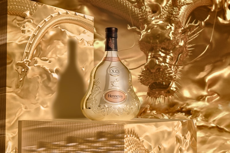 Hennessy Collab Bareng Yang Yongliang Buat Edisi Chinese New Year 2024