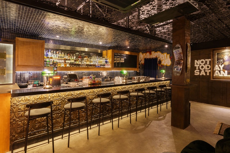 Ratatat: The Vandal Chic and Dive Bar