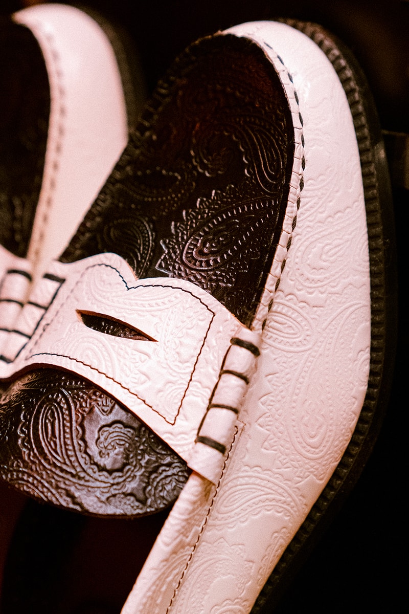 Kenford Fineshoes Collab Bareng ZODIAC Buat Rilis "White Black Paisley" Loafers