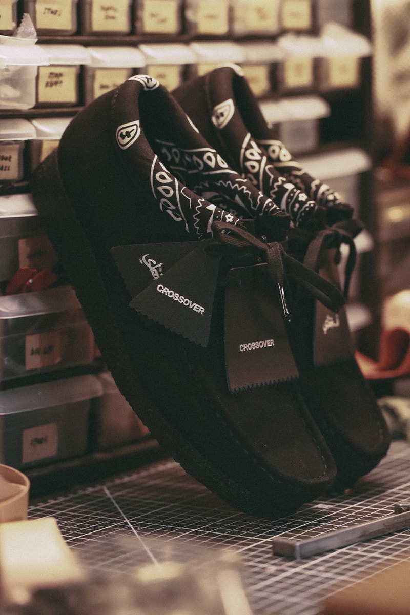 CROSSOVER Collab Bareng Clarks Buat Koleksi Wallabee