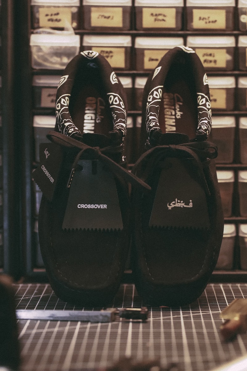 CROSSOVER Collab Bareng Clarks Buat Koleksi Wallabee