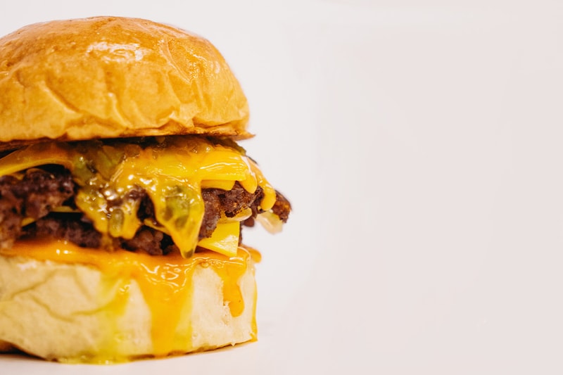 Supper Sandwich & Burger Hadirkan Menu Baru, “JC Cheeseburger”
