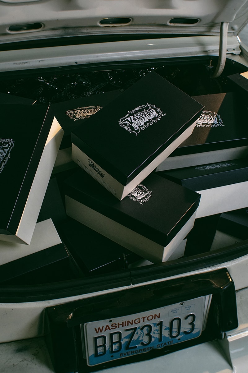 The Kenford Fineshoes Rilis 'Pinstripe Combi Loafers' bareng PULP