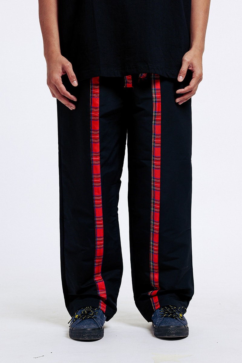 EXtRA Hadirkan Logotype Baru dan Motif Plaid Di Koleksi “Beautiful/Ugly”