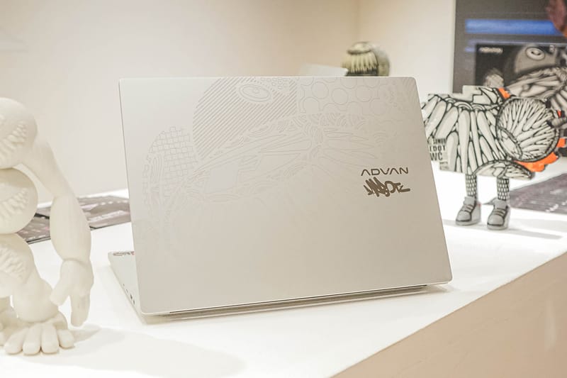 ADVAN dan Darbotz Collab buat Bikin Limited Edition Laptop
