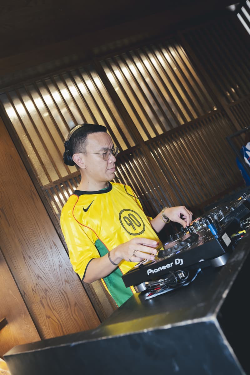 atmos Rayakan Kembalinya Nike T90 Lewat OTAKU Room Experience