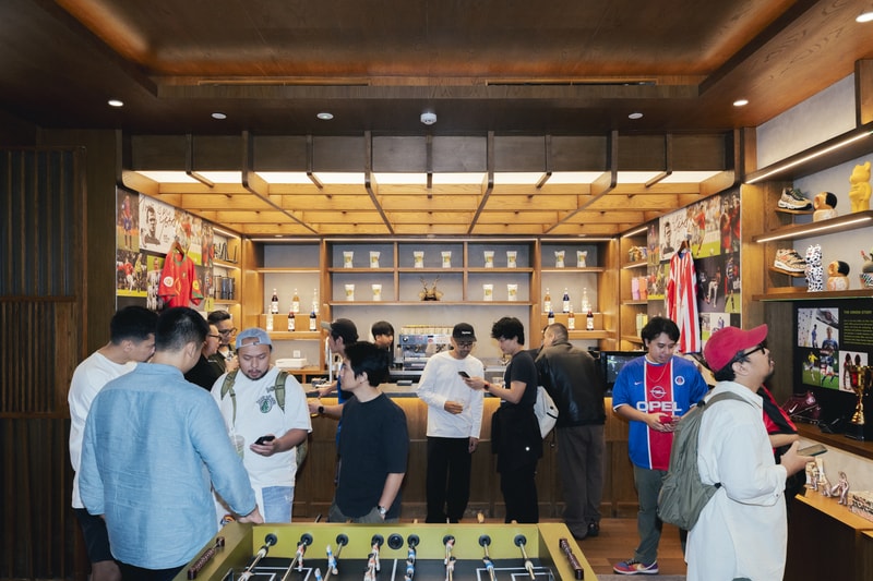 atmos Rayakan Kembalinya Nike T90 Lewat OTAKU Room Experience