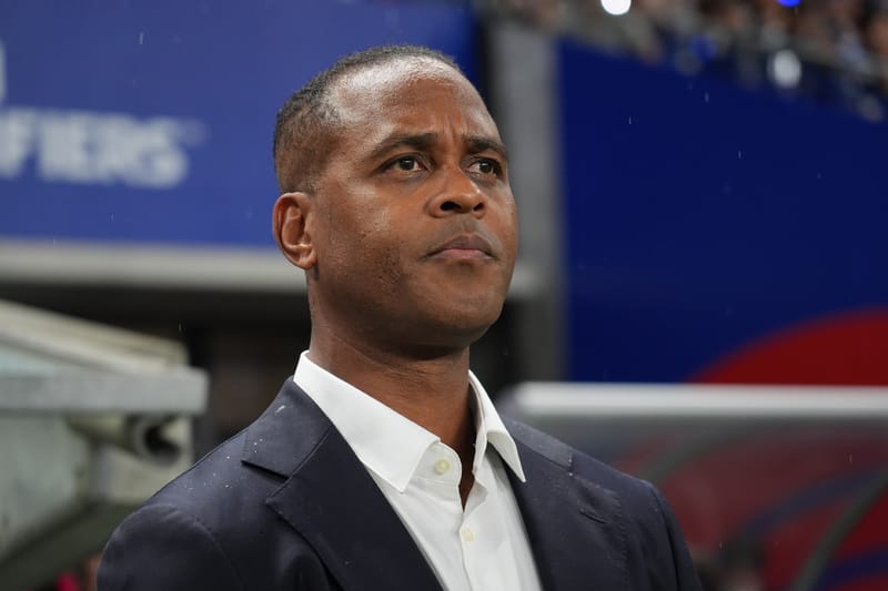 PSSI Pecat Patrick Kluivert