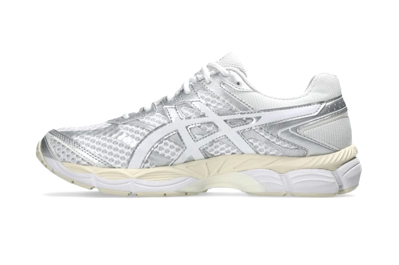 ASICS GEL-CUMULUS 16 Hadir dengan Balutan Tonal 'White/White'
