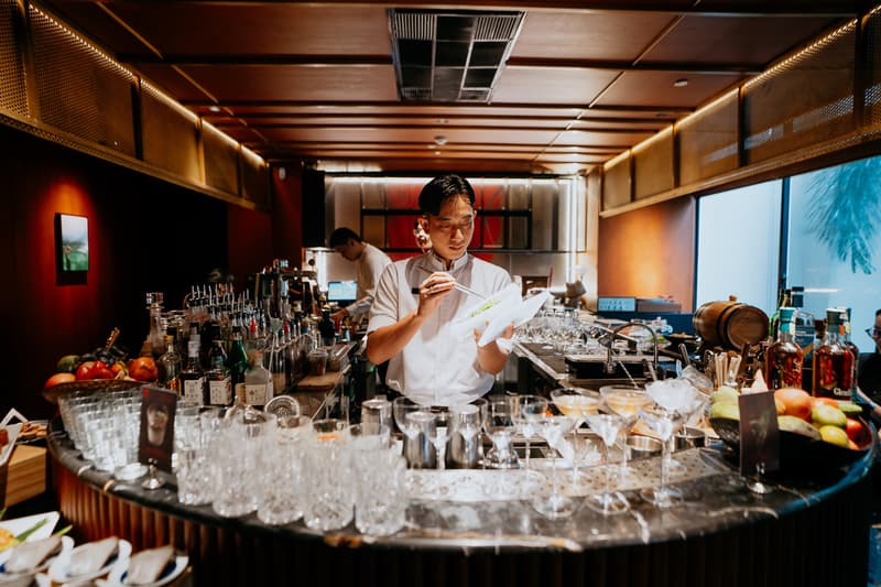 Pameran “Out of Home” dari Hilarius Jason: Eksplorasi Memori di Bar Kotak