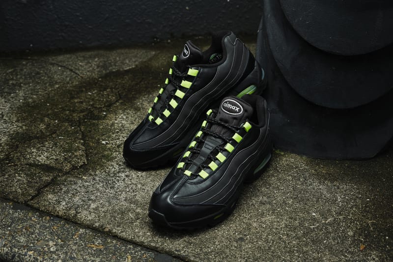 atmos × Nike Hadirkan Air Max 95 “Harajuku” Buat Tribute 25 Tahun untuk Street Culture Tokyo