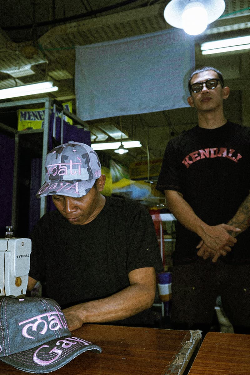 Vernacular Modernism x Kaos Jelek Hadirkan Koleksi “Mati Gaya Dalam Kendali”