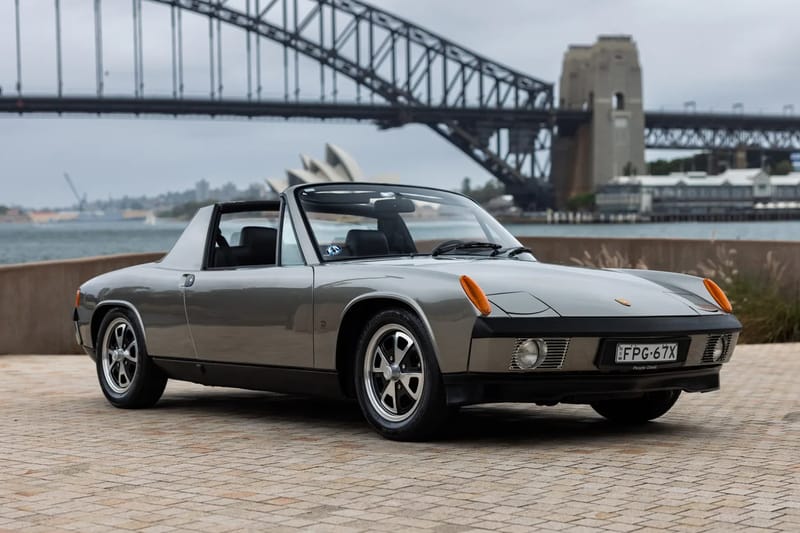 Porsche 914 Targa 1970 Ultra-Langka Restorasi Pabrik Warna Liquid Silver Siap Dilelang