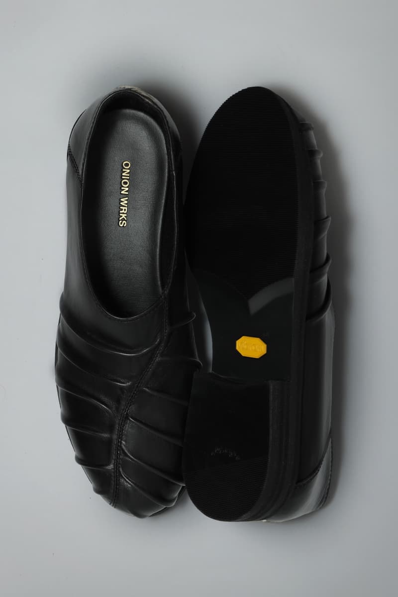 ONION WORKS Rilis Slip-On Shoes yang Terinspirasi dari Jaring Laba-Laba