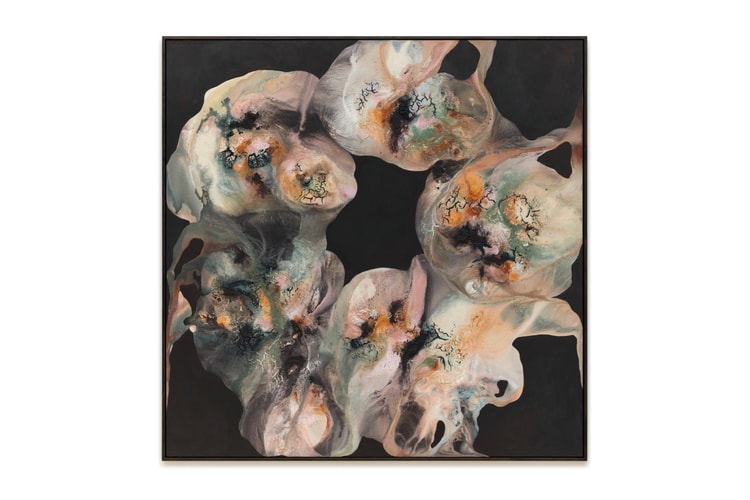 Pameran Tunggal Dawn Ng ‘The Earth Laughs in Flowers’ Mekar di Singapore Repertory Theatre