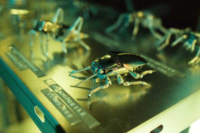 Two Stitches Rilis Koleksi SWARMPOLIS dengan Screening Sinematik di KRAPELA