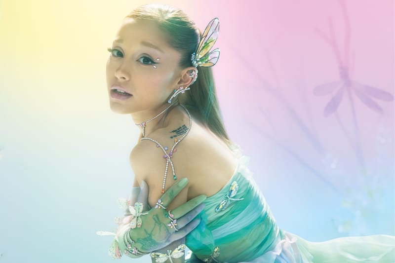 Ariana Grande Mengajak Kita Masuk ke Tamannya di Koleksi Terbaru Swarovski