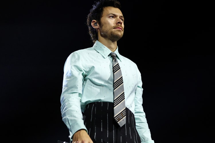 Harry Styles Wujudkan Fantasi Bintang Laga di Video Musik “American Girls”