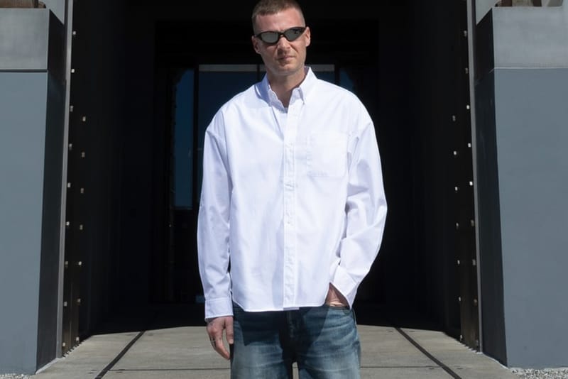 Oakley Menurut Matthew M. Williams