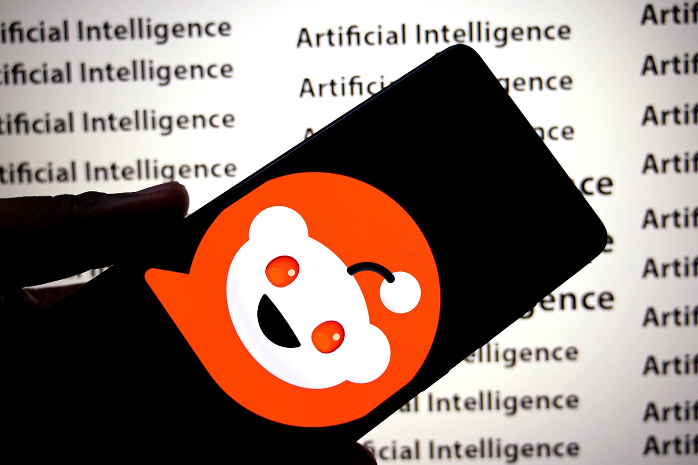 Reddit Uji Fitur Video Suara AI yang Ubah Thread Teks Klasik Jadi Klip Bergaya TikTok