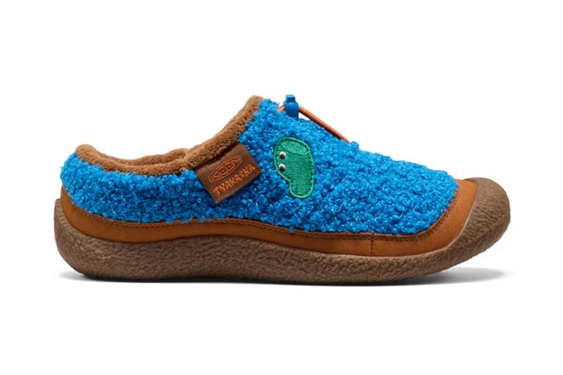 KEEN Gandeng TYAKASHA Rilis Howser III Slide Bergaya Asimetris
