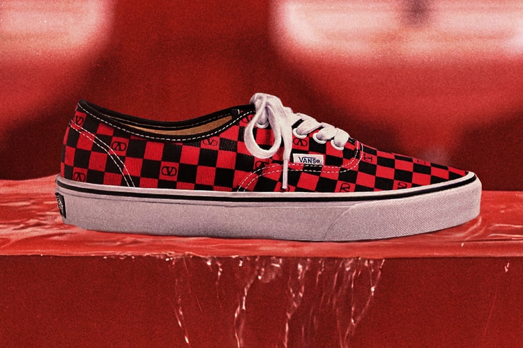 Le Valentino Garavani x Vans Authentic arrivano nel segno di Alessandro Michele