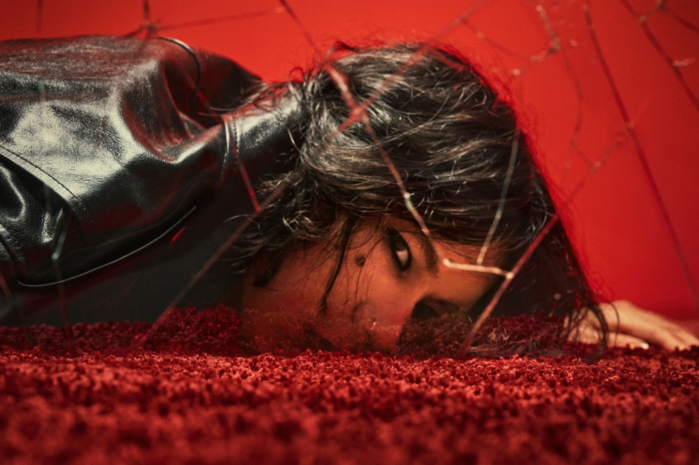 La musica di Kenshi Yonezu dà forma al cuore emotivo di ‘CHAINSAW MAN – THE MOVIE: REZE ARC’