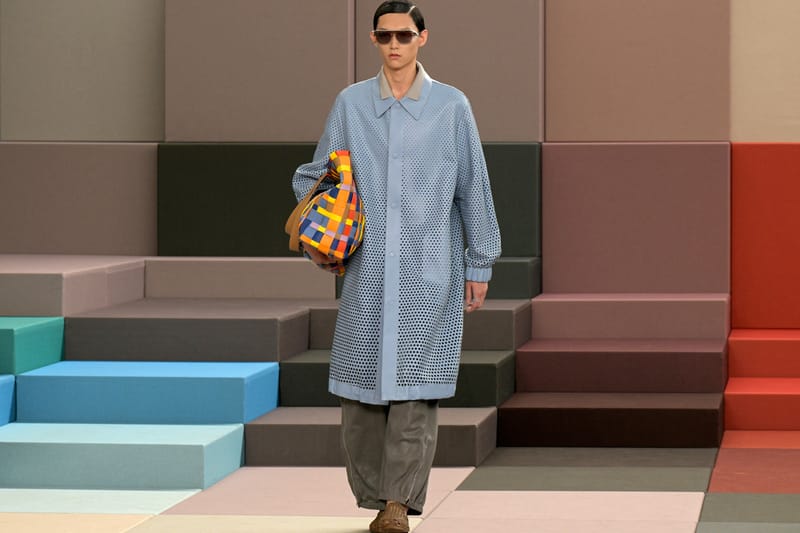 Fendi e Maria Grazia Chiuri di nuovo insieme, la direttrice artistica Uomo di Hermès lascia: le top news moda della settimana