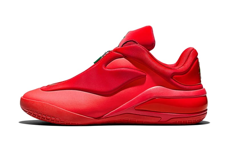 Converse presenta le SHAI 001 “Winter Red”: le sneakers natalizie da non perdere