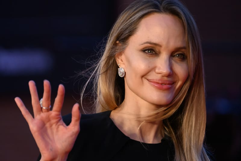 Angelina Jolie produce e interpreta il dark thriller “Sunny” di Eva Sørhaug