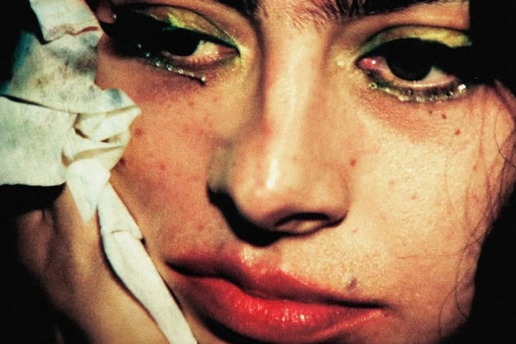 Charli XCX tra le pressioni della fama di “BRAT” nel trailer di “The Moment”