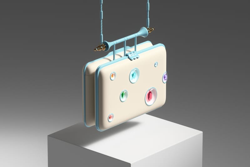 Taras Yoom trasforma il suo iconico set di backgammon in una clutch bag
