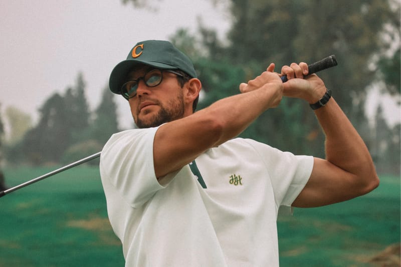 Hazard Hunters ribalta la cultura del golf, una polo con personaggio alla volta